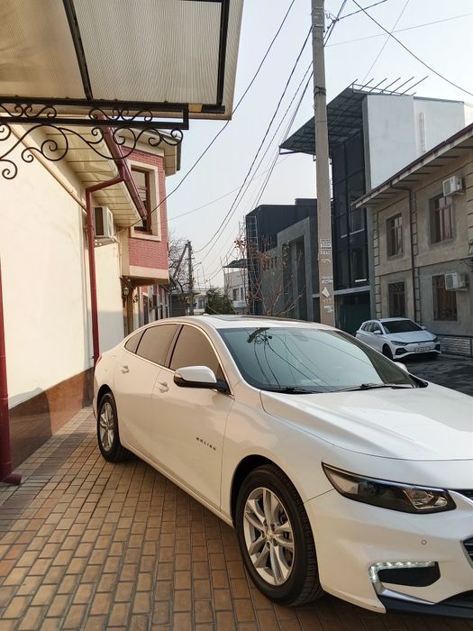 Malibu 2 2.4mator beliy jemchuk sotiladi