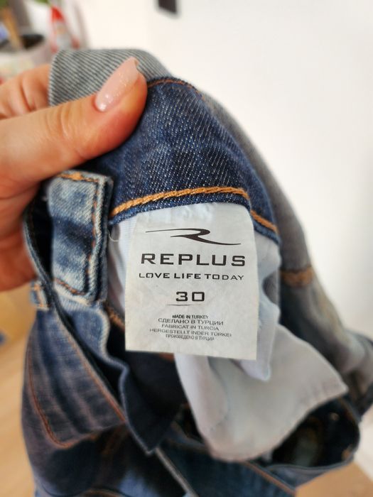 Salopeta din denim  3/4,mărime M