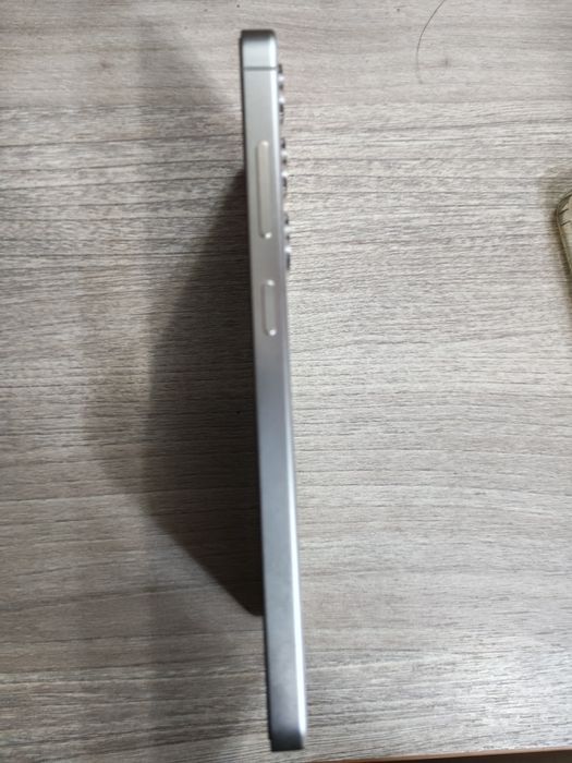 Samsung s24 plus 8/256