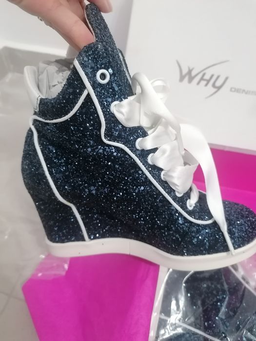 Snekersi Why cu paiete și platforma