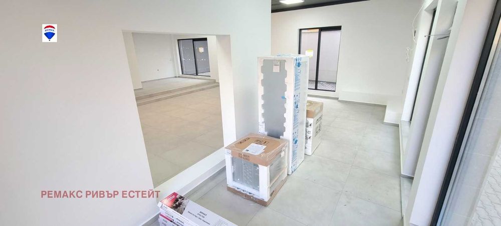 Дава се под наем Магазин в Русе, Родина 1 - 104 кв.м за 612 € - Снимка #10