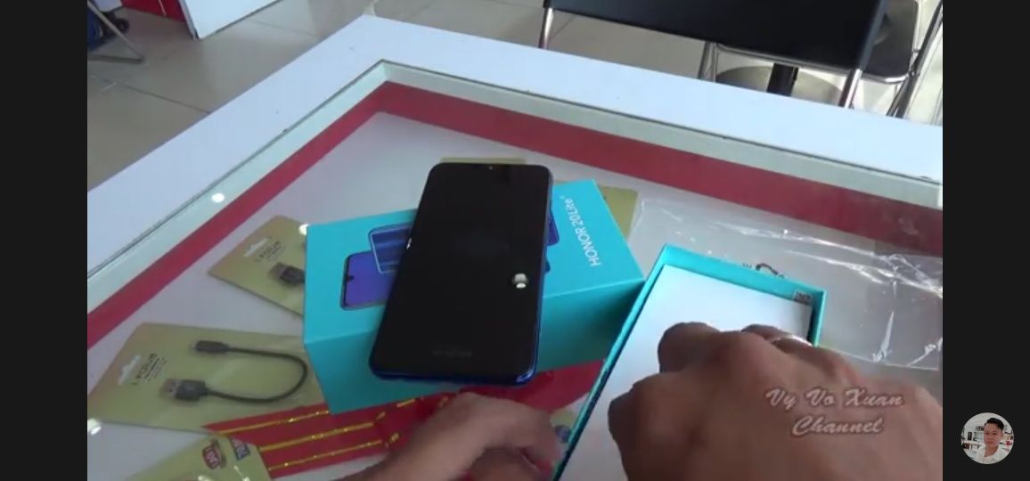 Honor 20 lite 128gb turushi ideal