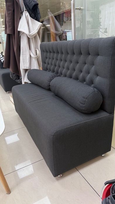 Двуместни дивани