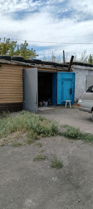 Продам большой гараж.