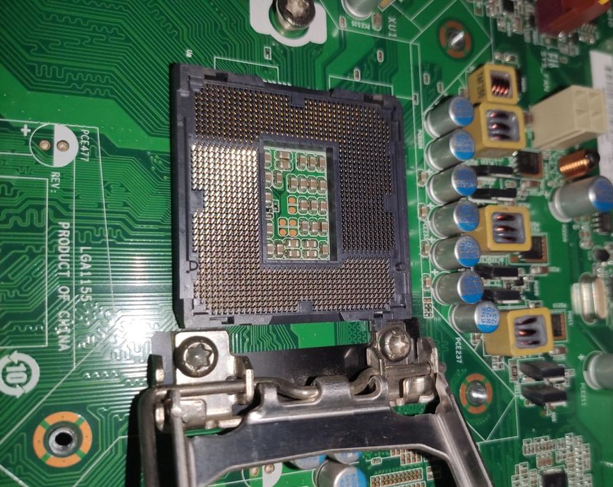 Дънна платка i5 2500K 6GB ddr3 1333 OEM охлаждане налична задна планка