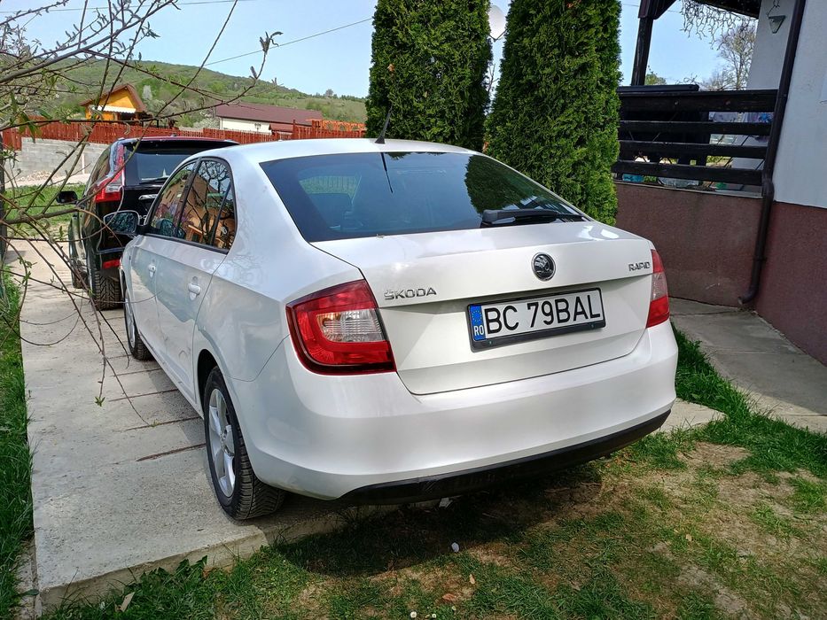 Vând Skoda Rapid 2013, 105 cp, 218 000 km