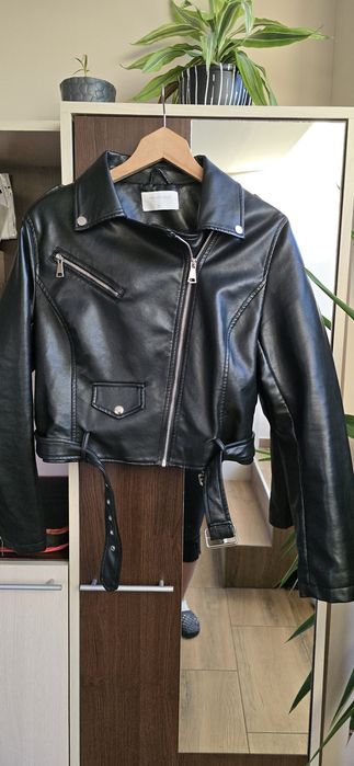 Дамско кожено яке