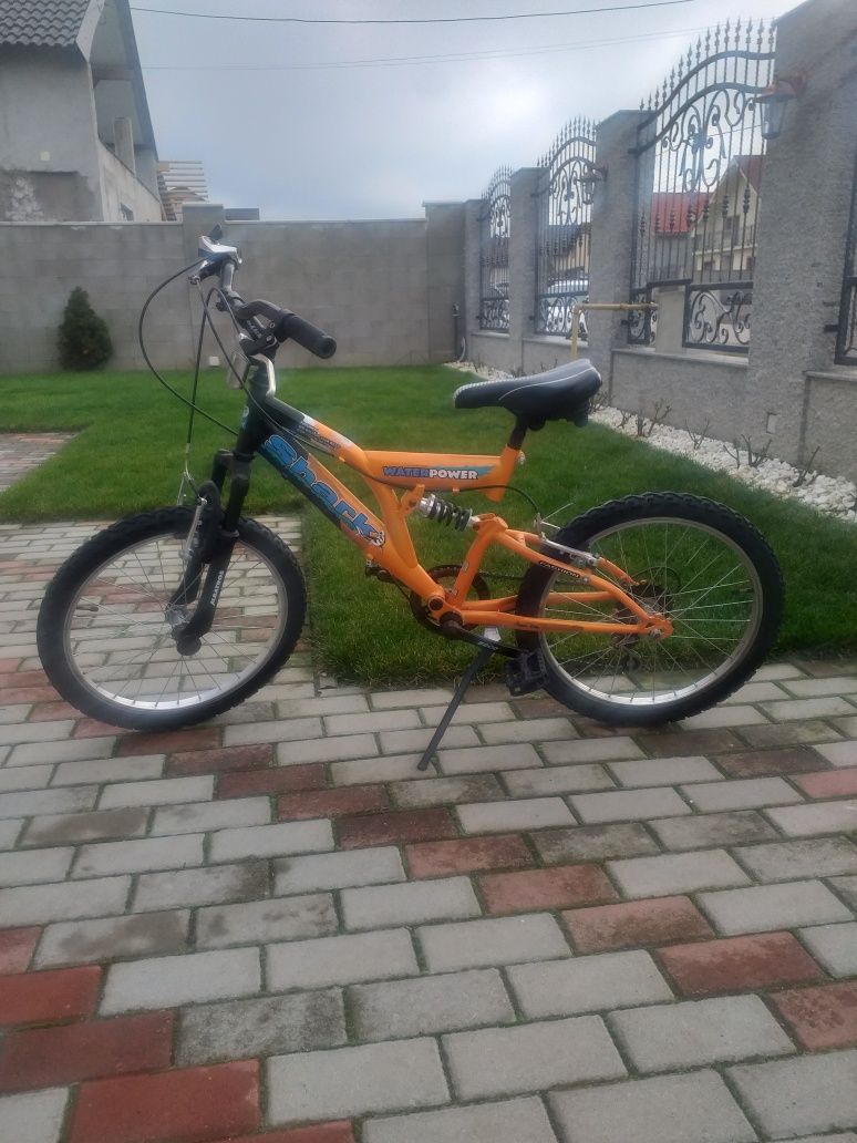 Bicicleta mountain bike 6 viteze si suspensie fata - spate