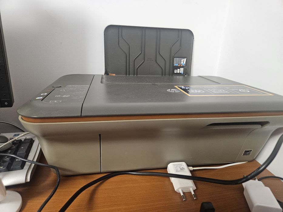 Imprimanta HP Deskjet 2050A