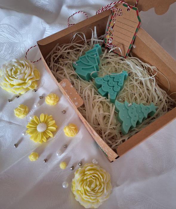 Ароматни свещи за коледните празници и всеки друг празник.