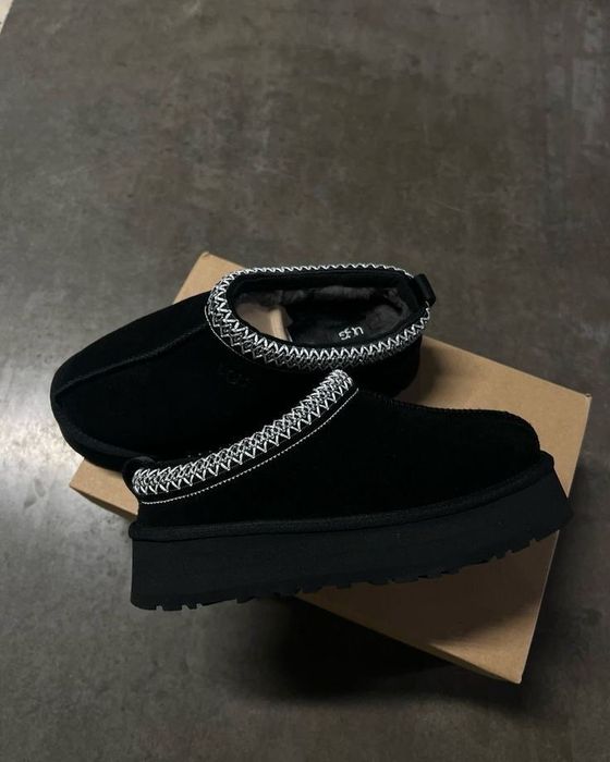боти тип UGG tazz