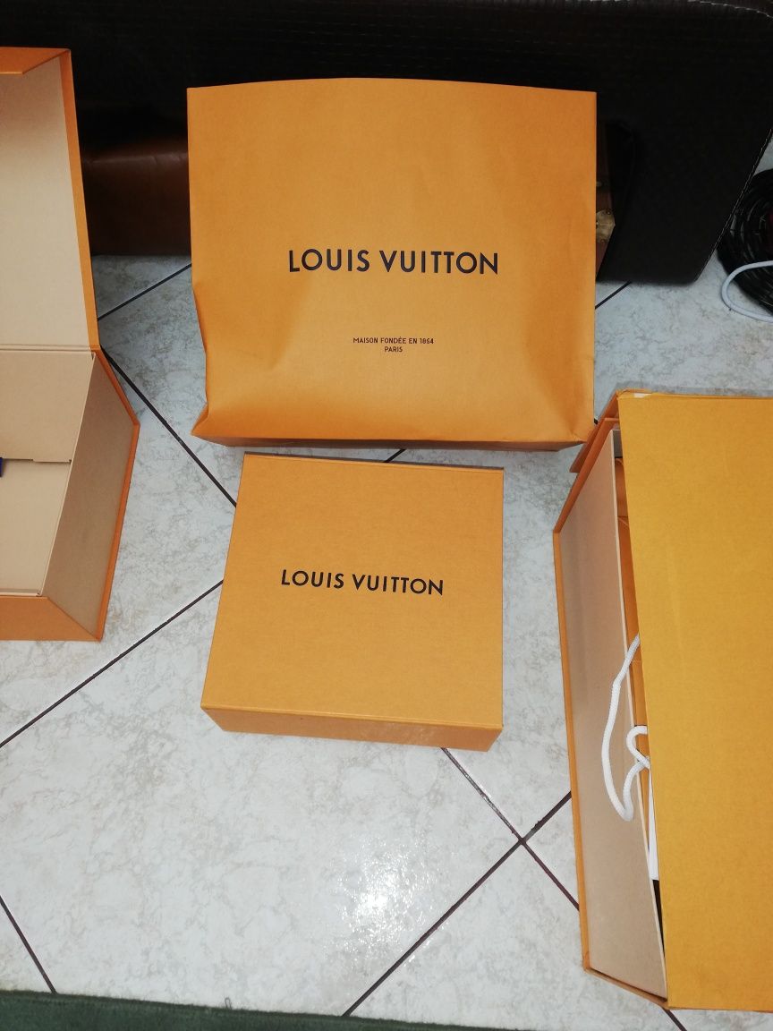 Vand ambalaje Louis Vuitton, Dolce & Gabana, Philip Plein, Billionaire