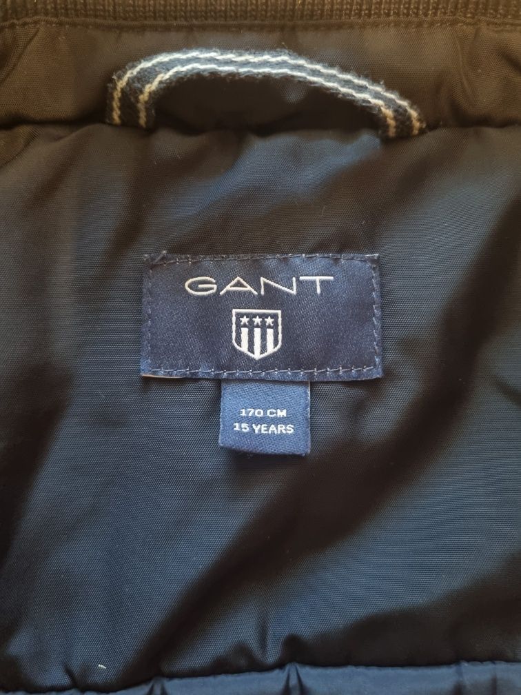Два броя якета Zara и Gant