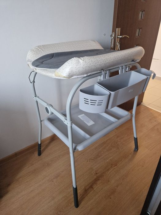 Cadă + masă de înfășat Chicco