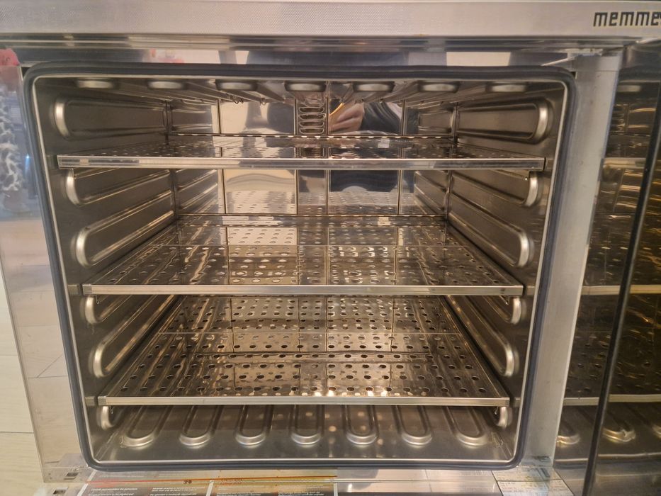 Incubator/etuva(cuptor de incalzire/uscare)Echipament de sterilizare