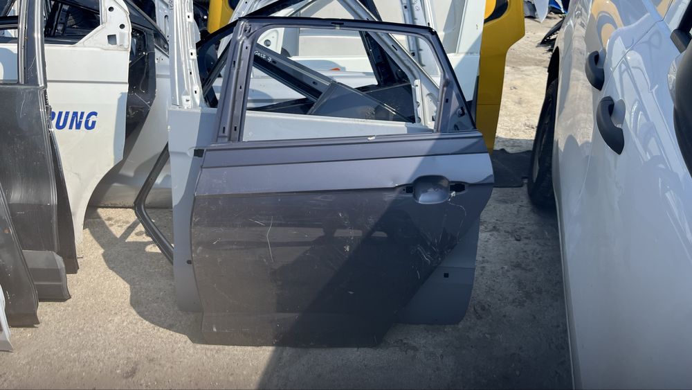 4 броя задна дясна и 4 броя задна лява врата VW Polo 2G 4