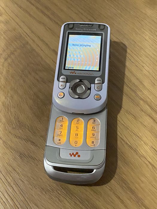 Sony Ericsson W550
