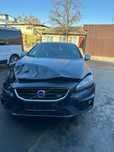 Volvo V40 R-Design 2015, accidentat,  fără motor