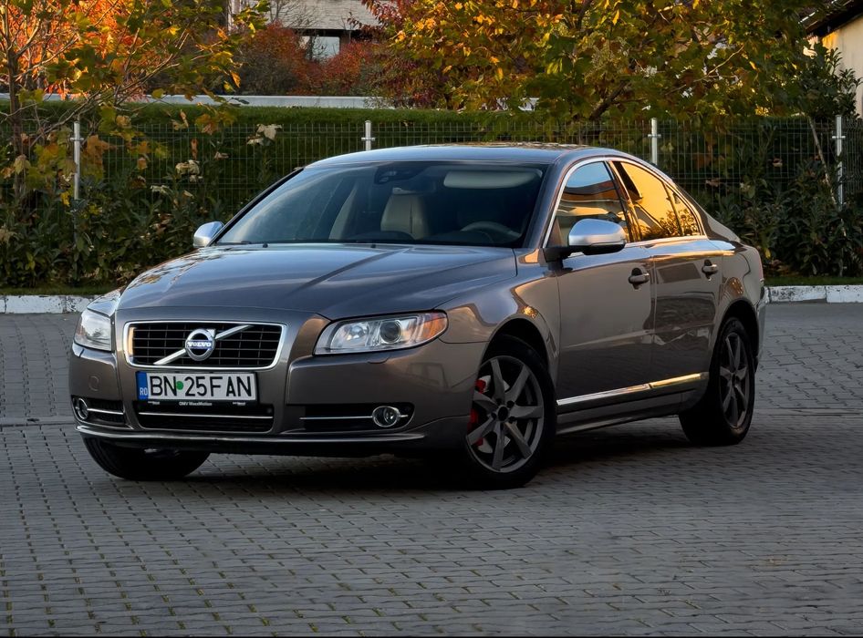 Volvo S80 Volvo S80 D5 2.4 Diesel, FWD, foarte bine întreținut.