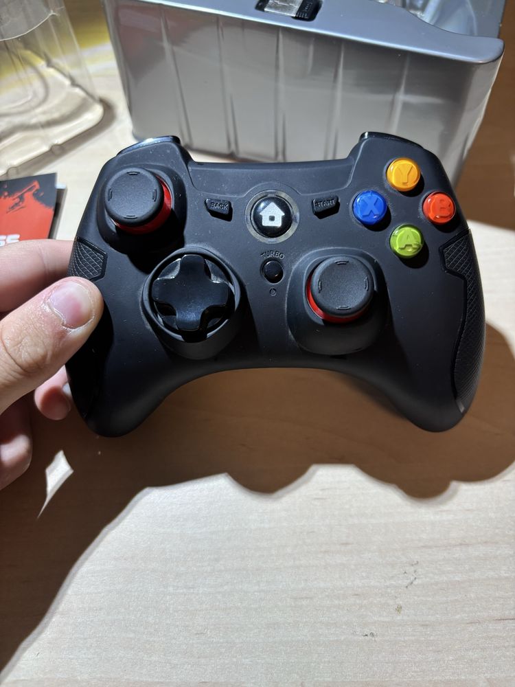 Wireless gamepad contreller