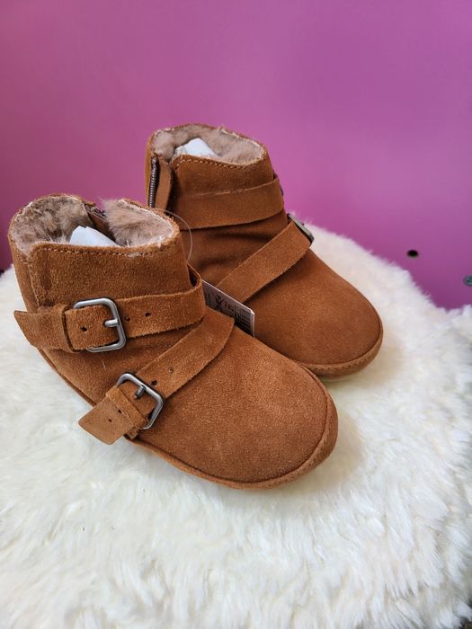 Vand cizme+ugg Zara copii