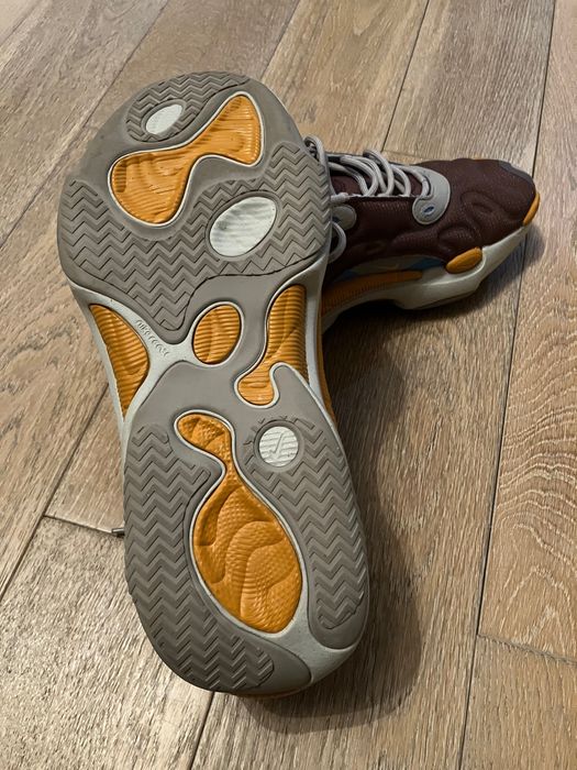 Nike React Atlas Smokey