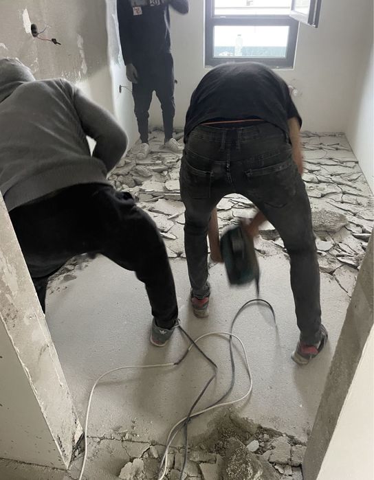 Demolari interioare si exterioare/Decopertat gresie & faianta