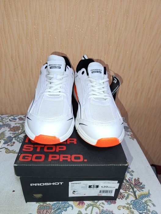 Турецкие кроссовки, размеры 40,41,45