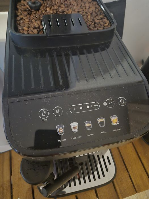 Espressor automat De'Longhi Magnifica Evo