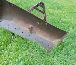 Лопата навесная продам