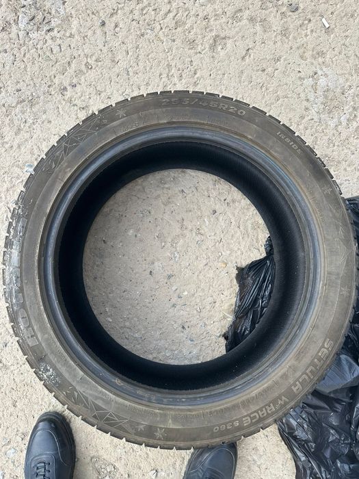 Продается зимний колесо