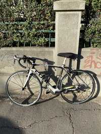 Bicicleta cursiera Cube Agree full carbon