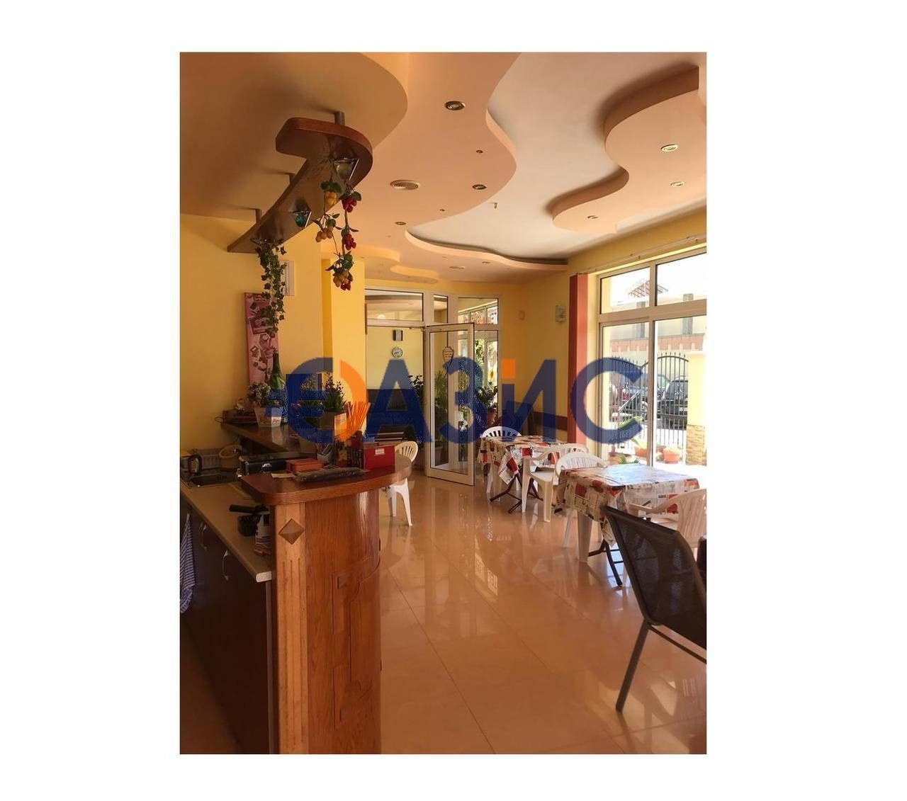 Семеен хотел ALDEMAR, 5 етажа, РЗП 826 м2, с. Равда,550 000 евро