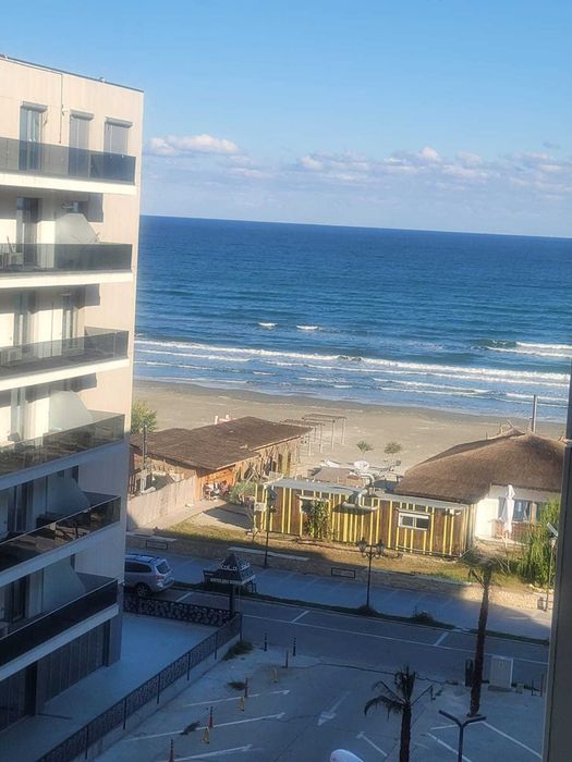 PROPRIETAR - Mamaia Nord - 2 camere prima linie cu vedere la mare