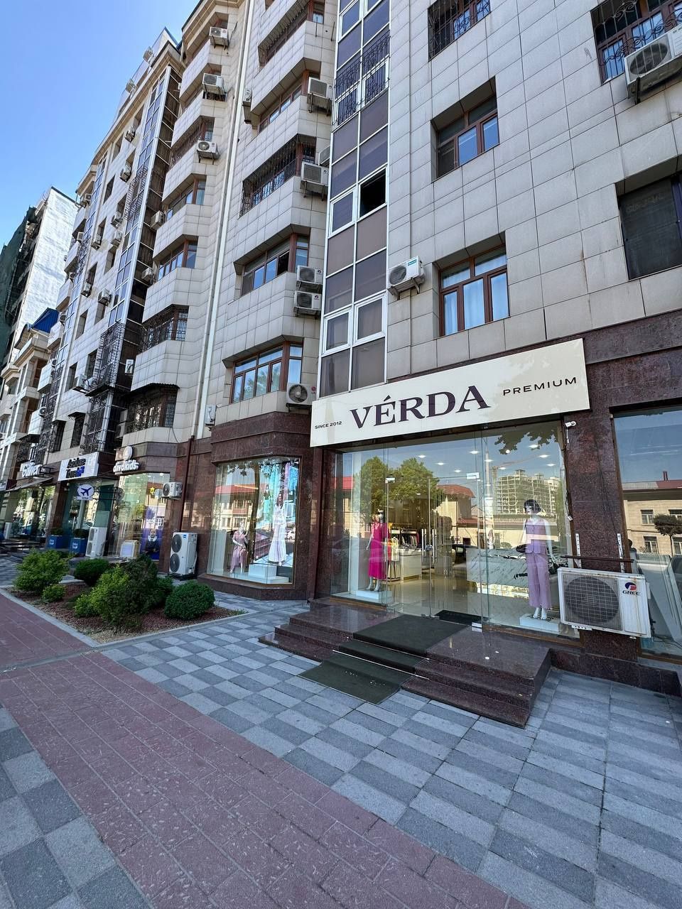 Продаётся нежилое помещение