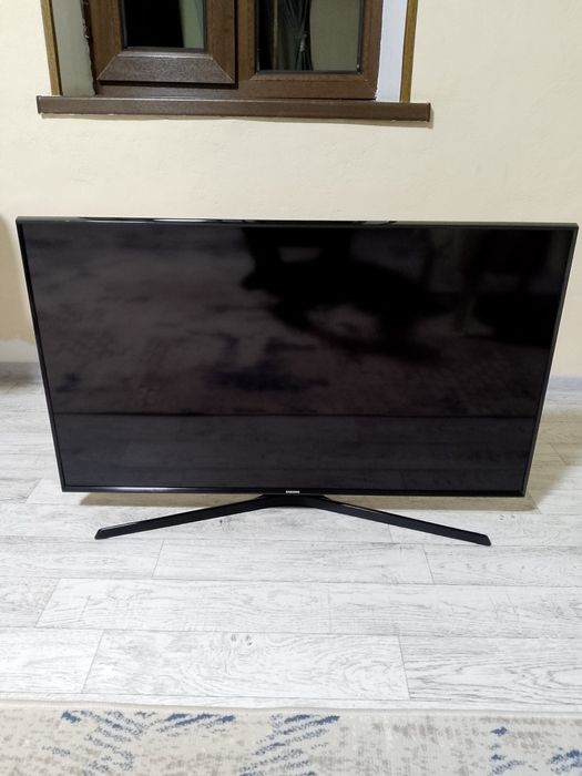 Продаётся Телевизор Samsung 40 дюймов