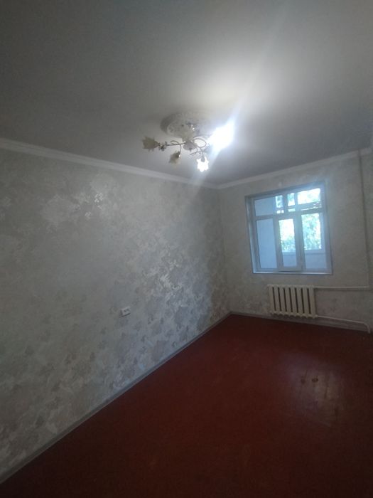 Продается квартира в городе Навои (Навоий шарила квартира сотиоади)
