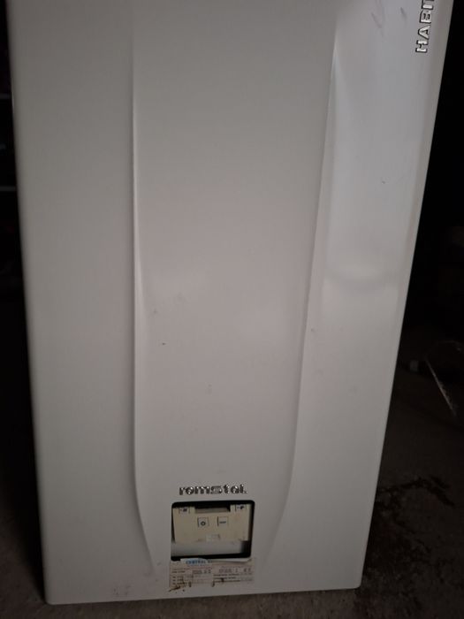 Vând  centrală romstal habitat