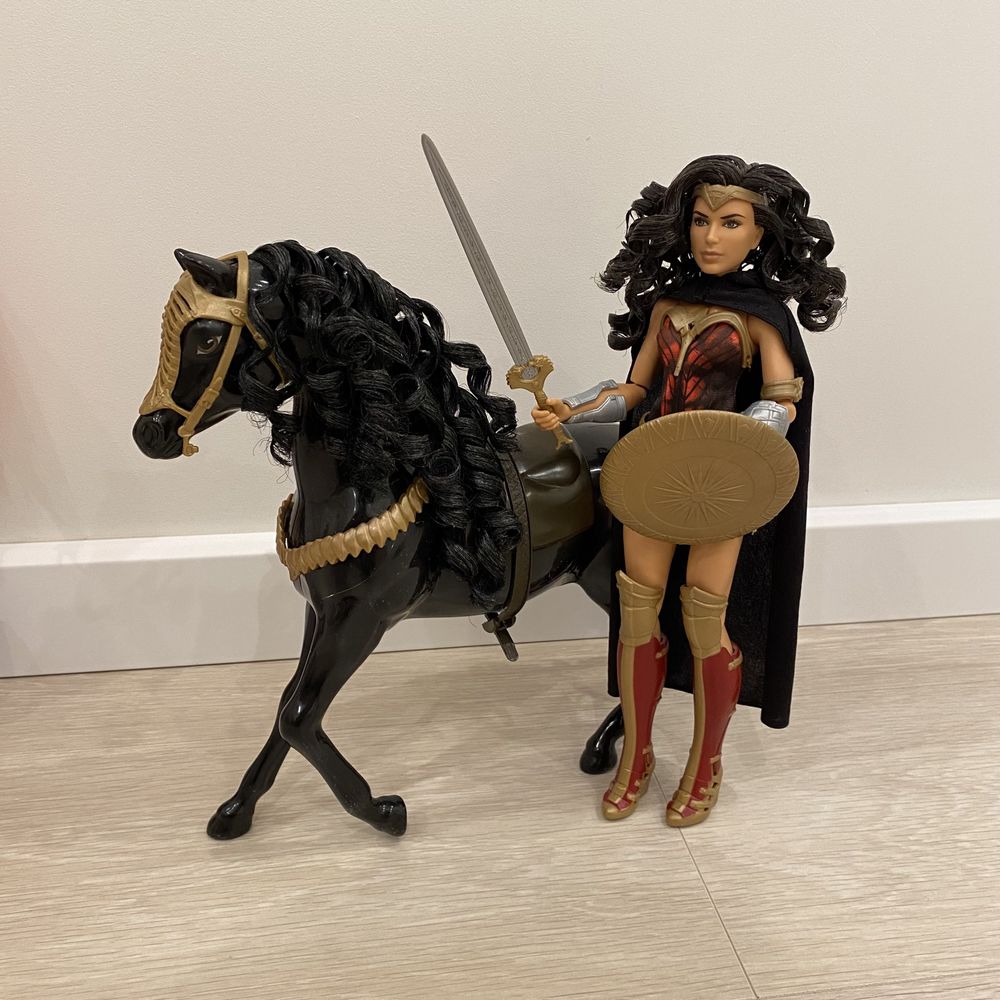 Кукла Чудо-Женщина и Конь/Wonder Woman & Horse