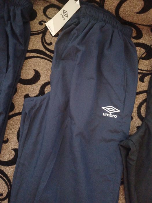 Спортно долнище Umbro