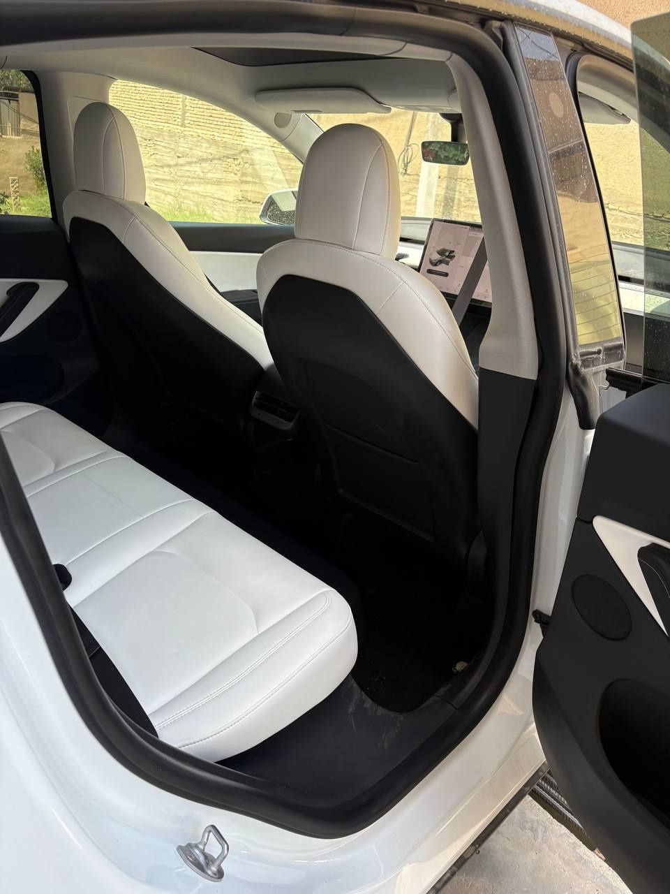 Yangi Tesla Model Y