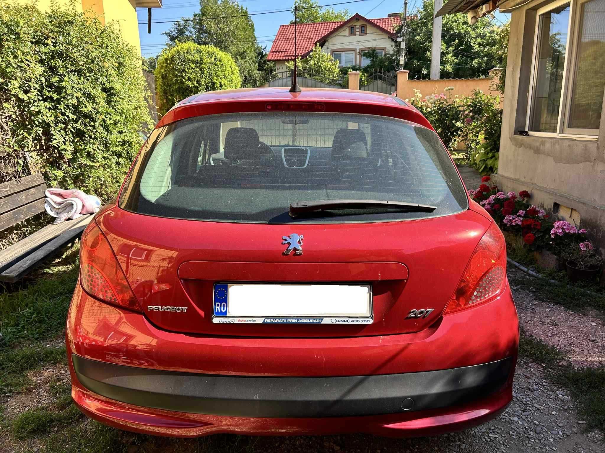 Peugeot 207  1.4 benzina