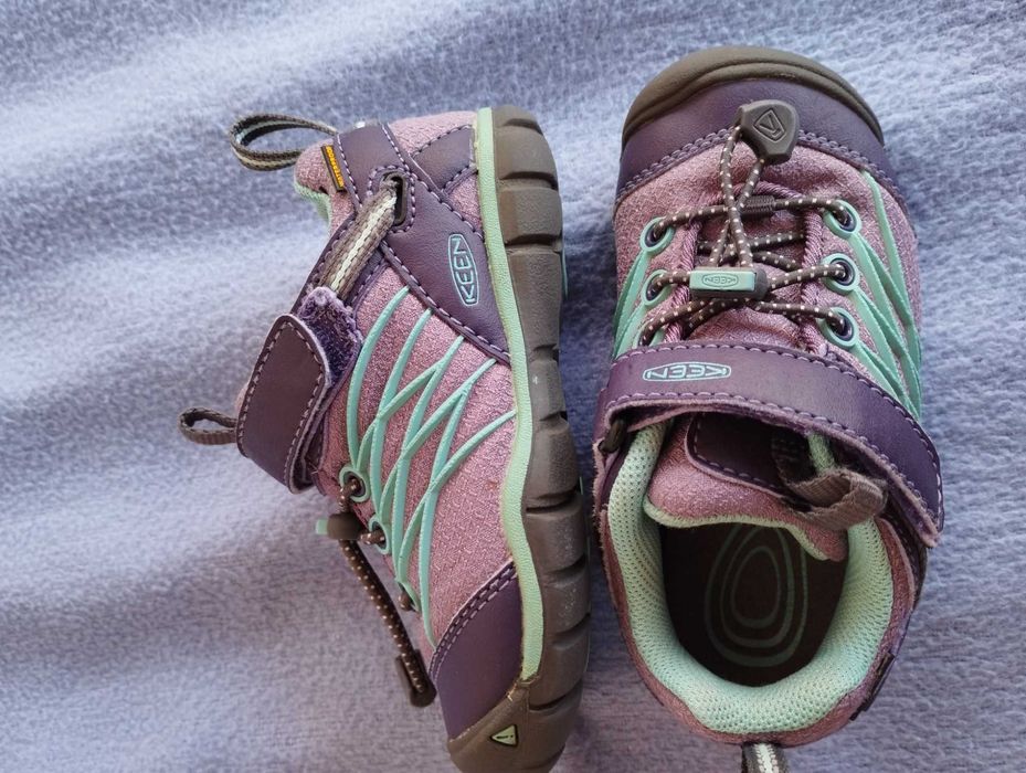 Обувки Keen waterproof номер 25/26.