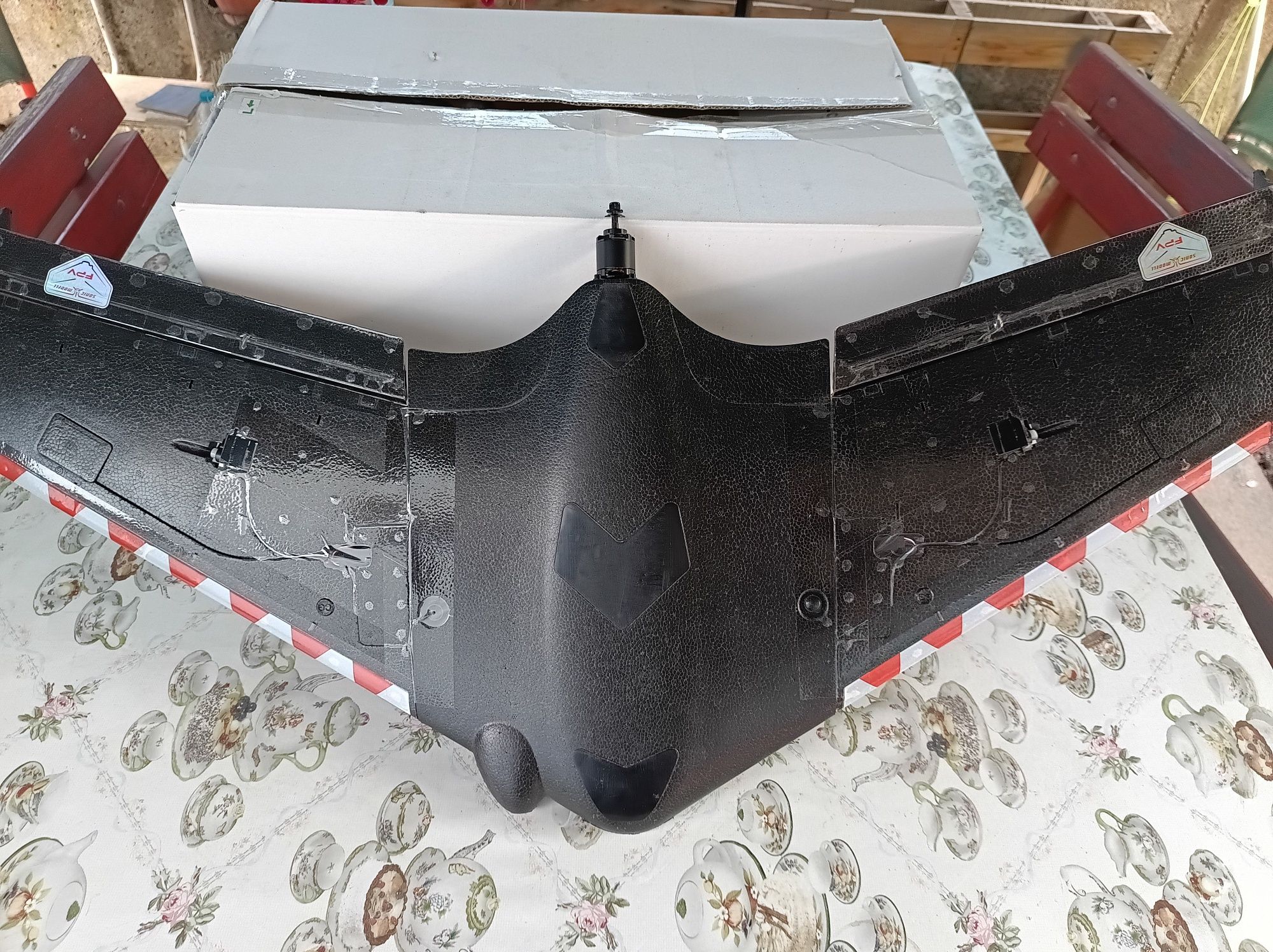 RC  самолет FPV Летящо крило