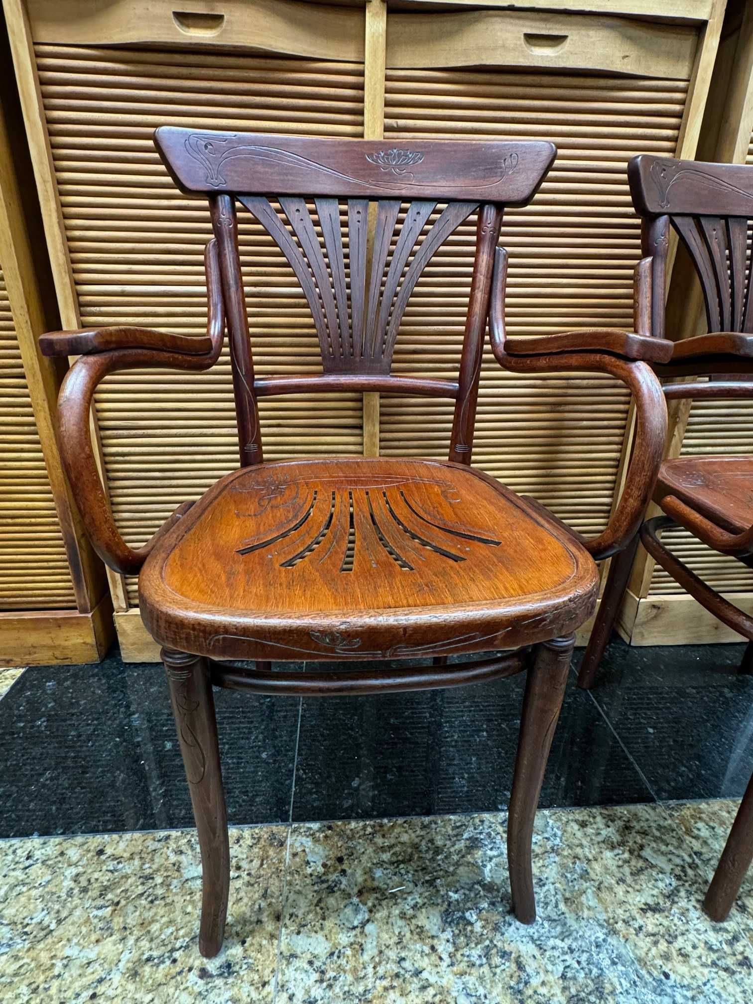 Столове с подлакътници Thonet, Model 221, Vienna Secesion, 1910'