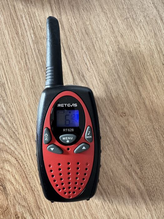 2 statii walkie talkie retevis