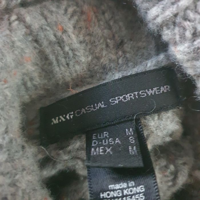 Pulover de lana pe gat Mango