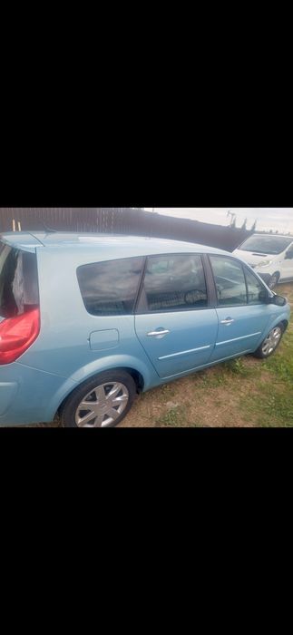 vând renault scenic 2  . 2.0 dci