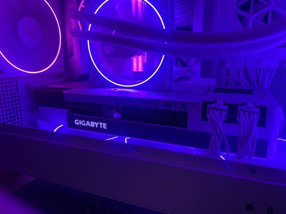Gigabyte Geforce RTX 3080 TI Vision OC