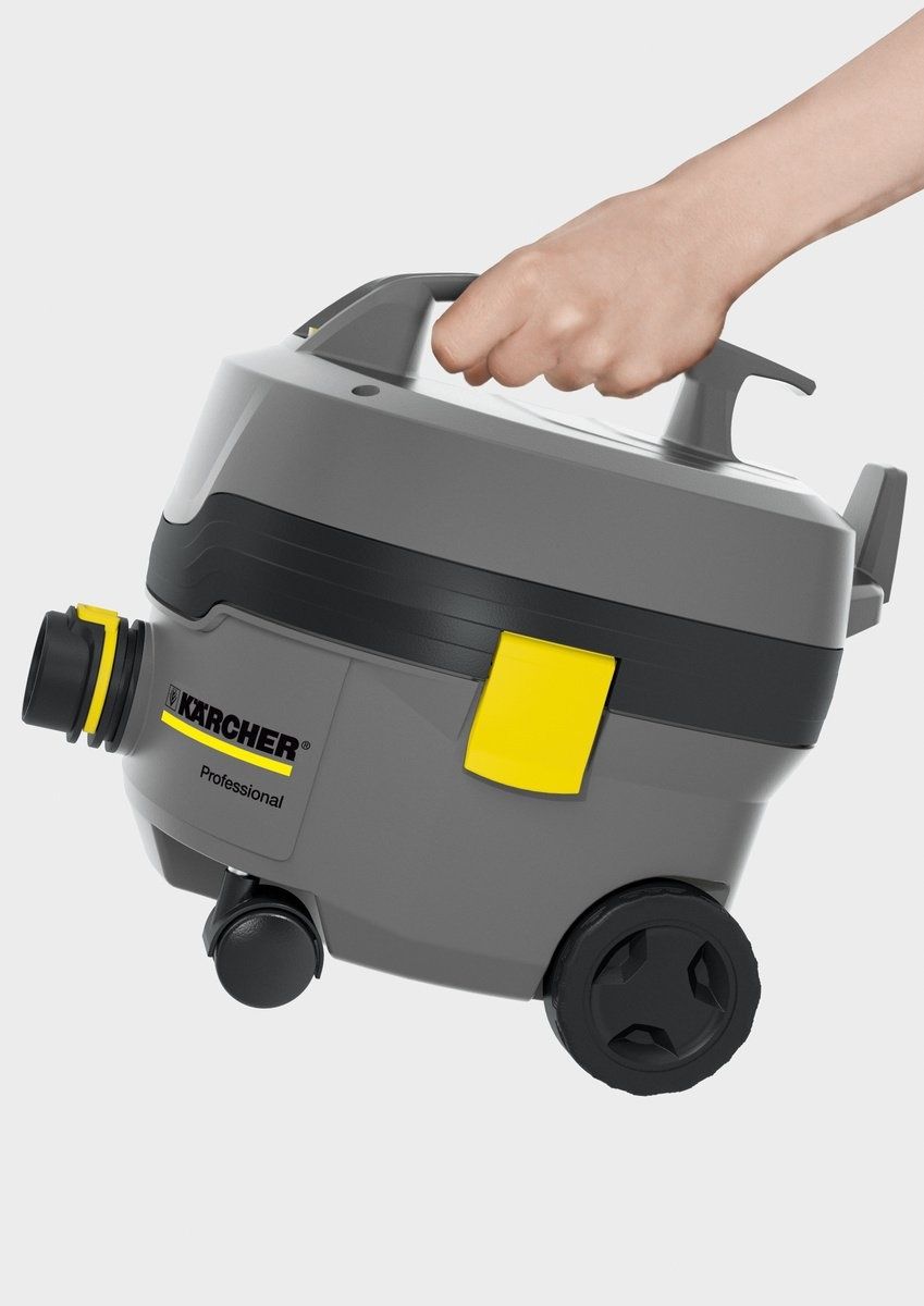 Продается почти новый сухой пылесос Karcher T 7/1